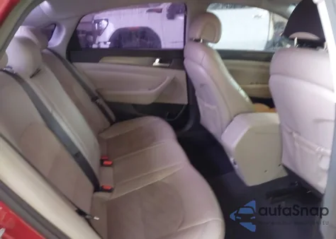 2015 Hyundai Sonata Sport z USA, uszkodzony, nr VIN 5NPE34AF7FH186915